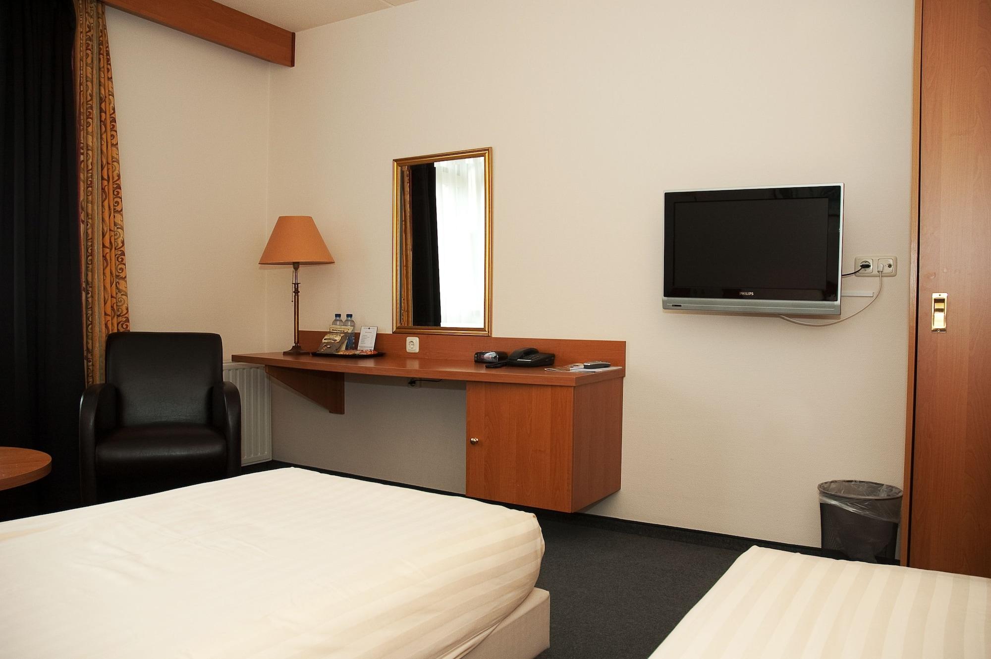 Fletcher Hotel - Restaurant สเตนไวค์ ภายนอก รูปภาพ