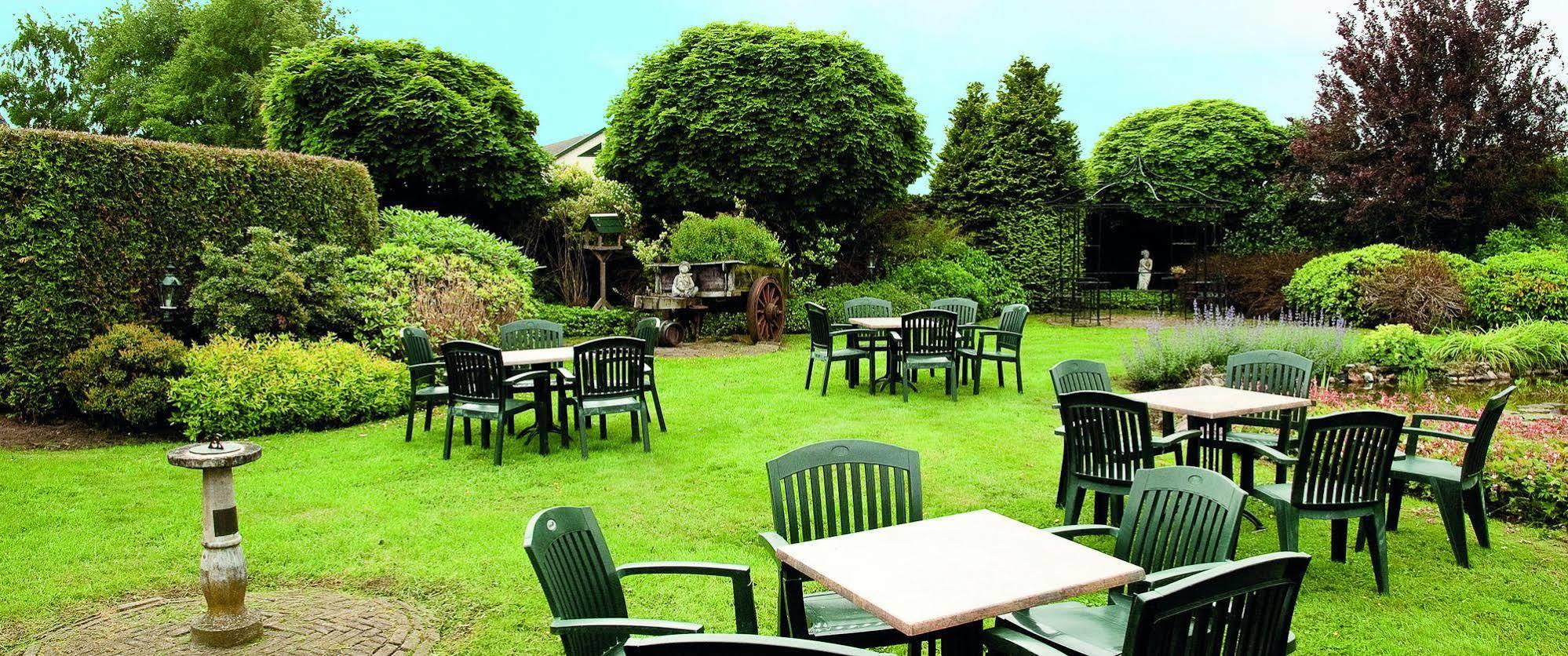 Fletcher Hotel - Restaurant สเตนไวค์ ภายนอก รูปภาพ